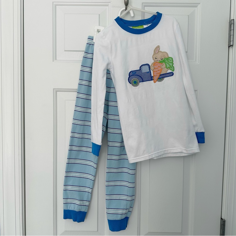 Classic Whimsy Boys Easter Bunny Truck Pajama Set Blue Pants Long Sleeve Sz 8